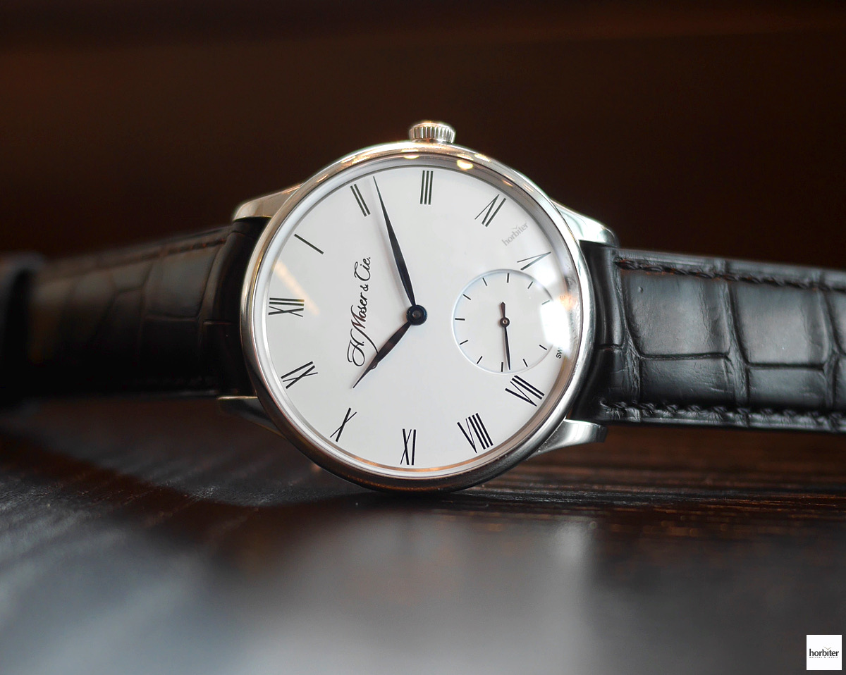 Moser_Cie_Venturer_Small_Seconds_White_Gold_white_dial_3