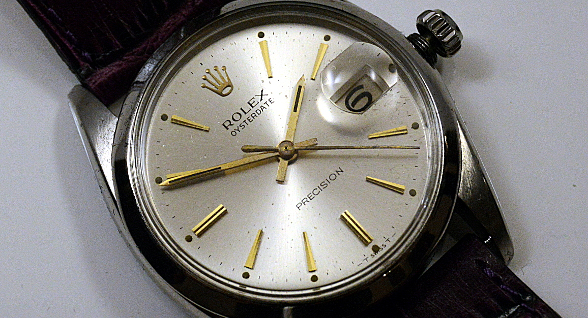 The Replica Rolex Oysterdate Precision 6694 Watch Hands On