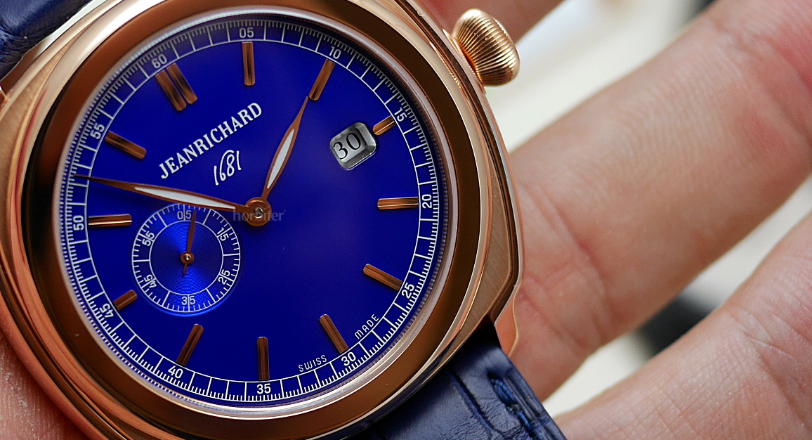 The JEANRICHARD 1681 Small Second Gold Blue