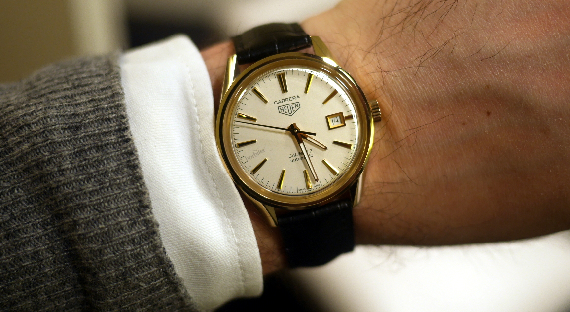 5 minutes on the wrist – The Heuer Carrera Calibre 7 Gold Glassbox
